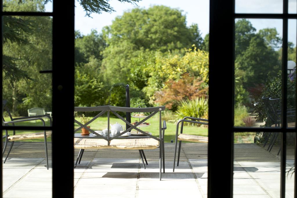 The Manor At Sway - Hotel, Restaurant And Gardens Exterior foto